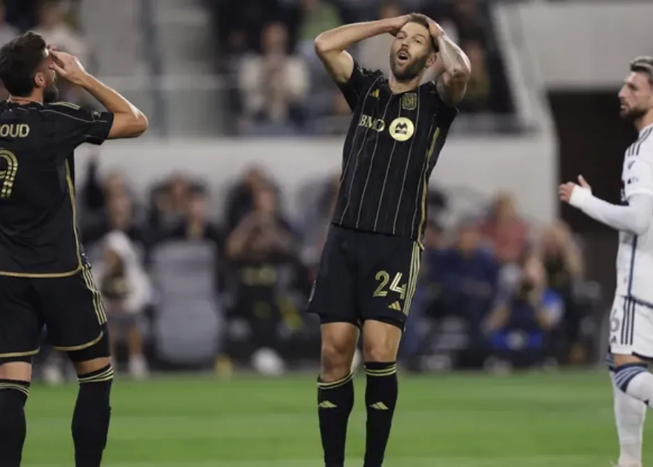 Bongdalu hướng dẫn soi kèo Los Algeles vs Esperance Tunis đơn giản